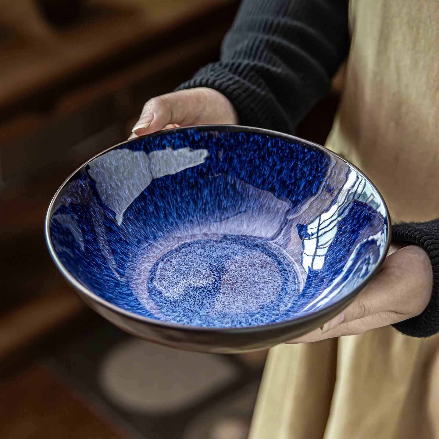 Misty Blue Kiln-Glazed Ceramic Salad Bowl, 7.4 inch Vintage Gradient Stoneware Soup Bowl, Luxury Retro Style Pasta & Noodle Bowl, Microwave Safe