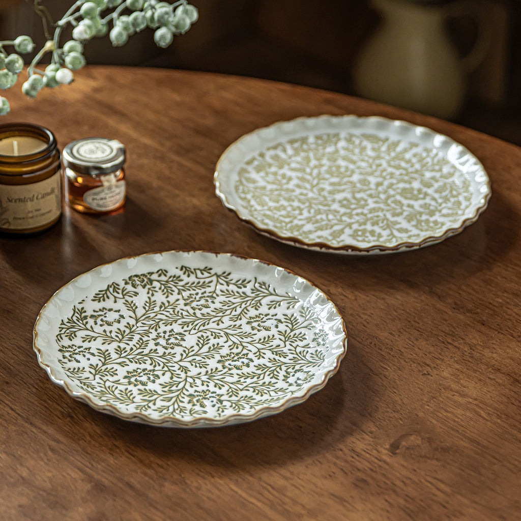 Green Ceramic Plate with Relief Pattern - Elegant French Floral Print Dinner Plate for Brunch, Salad, Fruit & Cake - Microwave & Dishwasher Safe