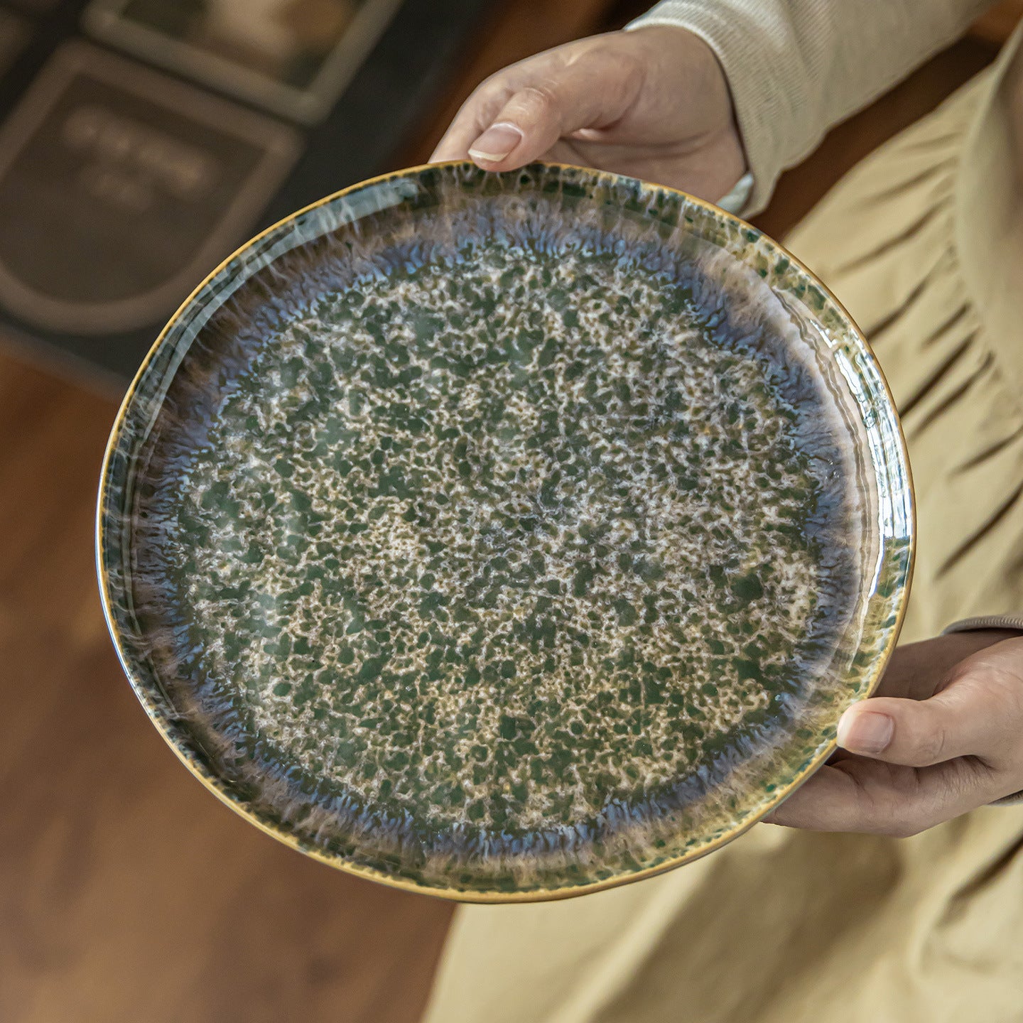 Chinese Pine Soot Green Ceramic Plate, 8.7 inch Vintage Kiln-Glazed Dinner Plate, Rustic Stoneware Salad & Dessert Dish, Microwave Safe